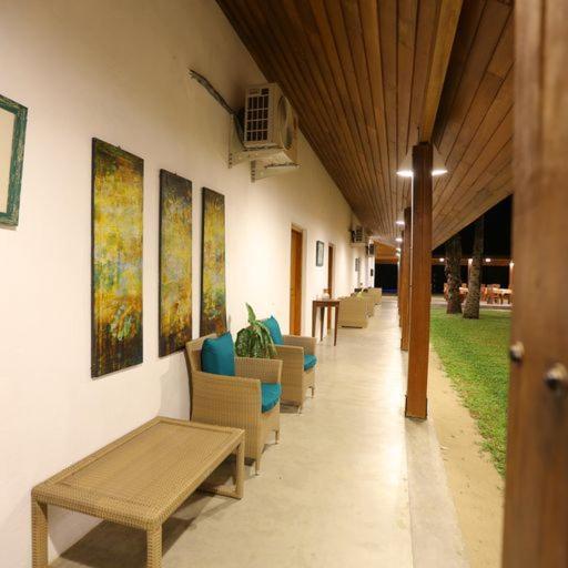 Kayjay Palms Hotel Passikudah Exterior photo